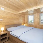 Zotlar House 3*