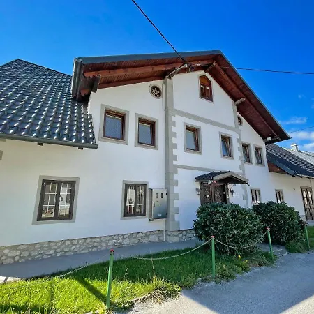 Zotlar House Guest house