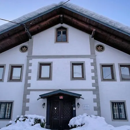 Zotlar House Penzion *