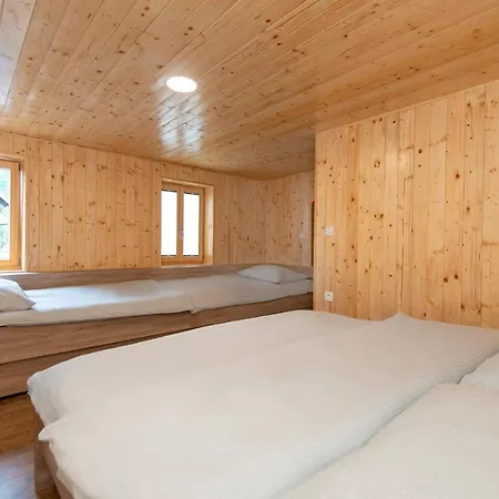 Zotlar House *