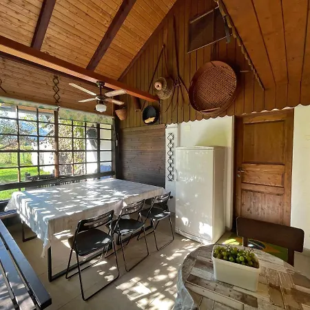 Guest house Zotlar House *