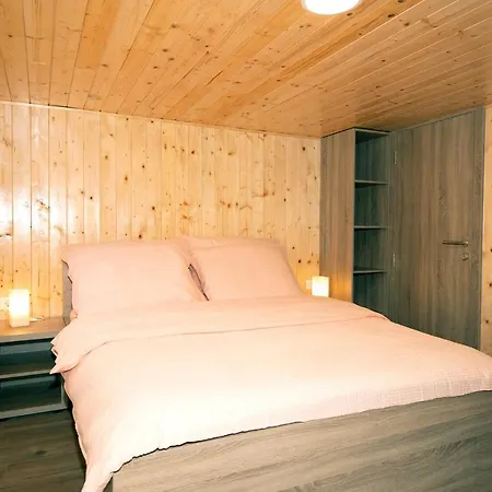 Zotlar House *