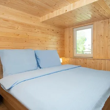 Zotlar House 3*